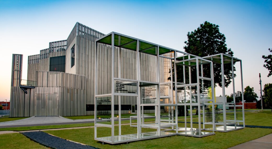 Eva Schlegel: Multiple Voices