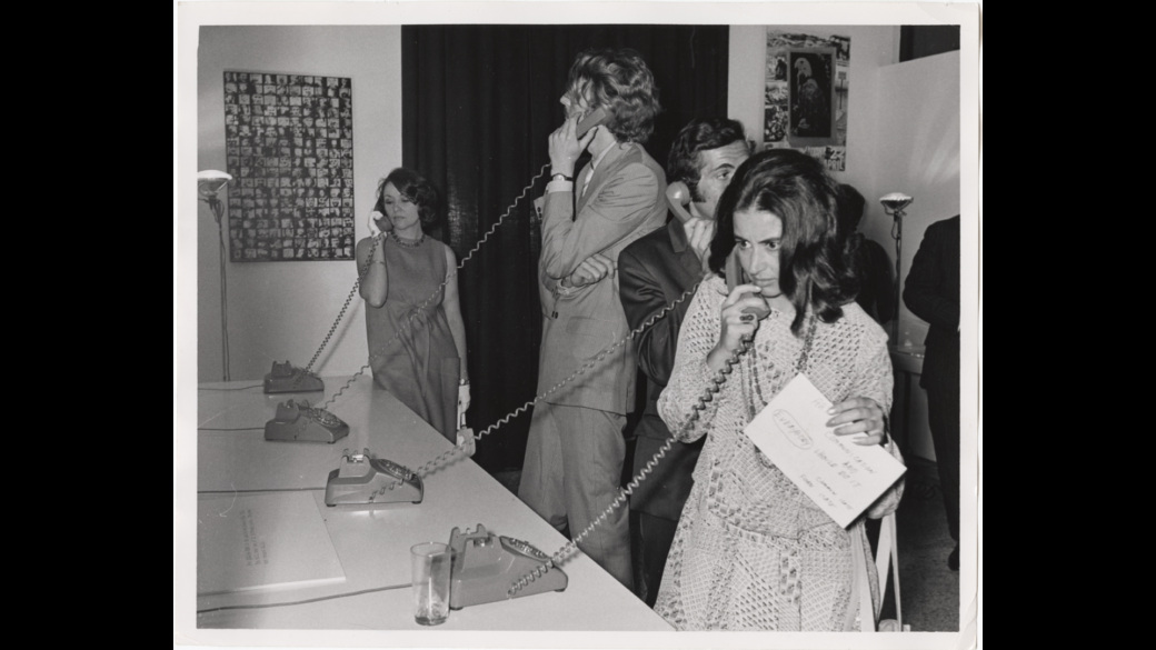 People use the Dial-A-Poem system