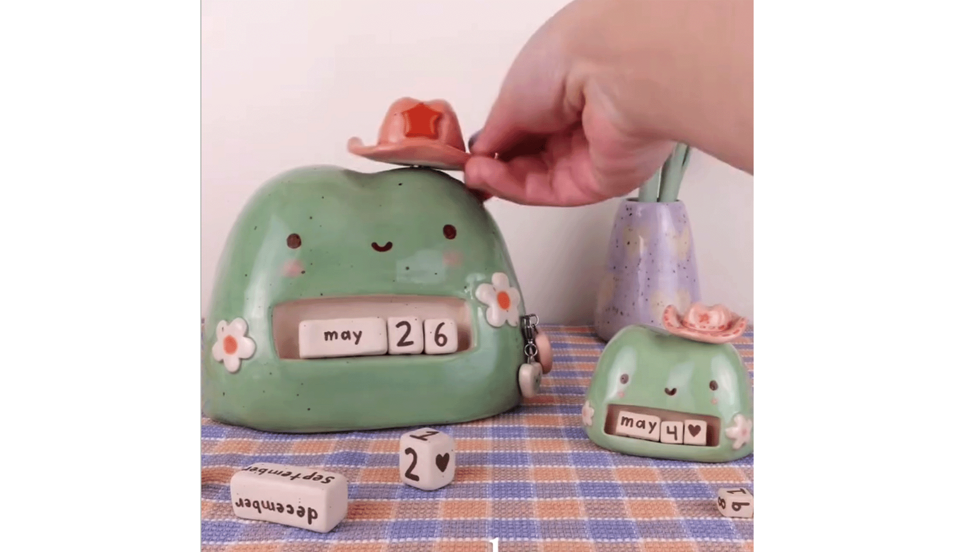 Make a Calendar Critter