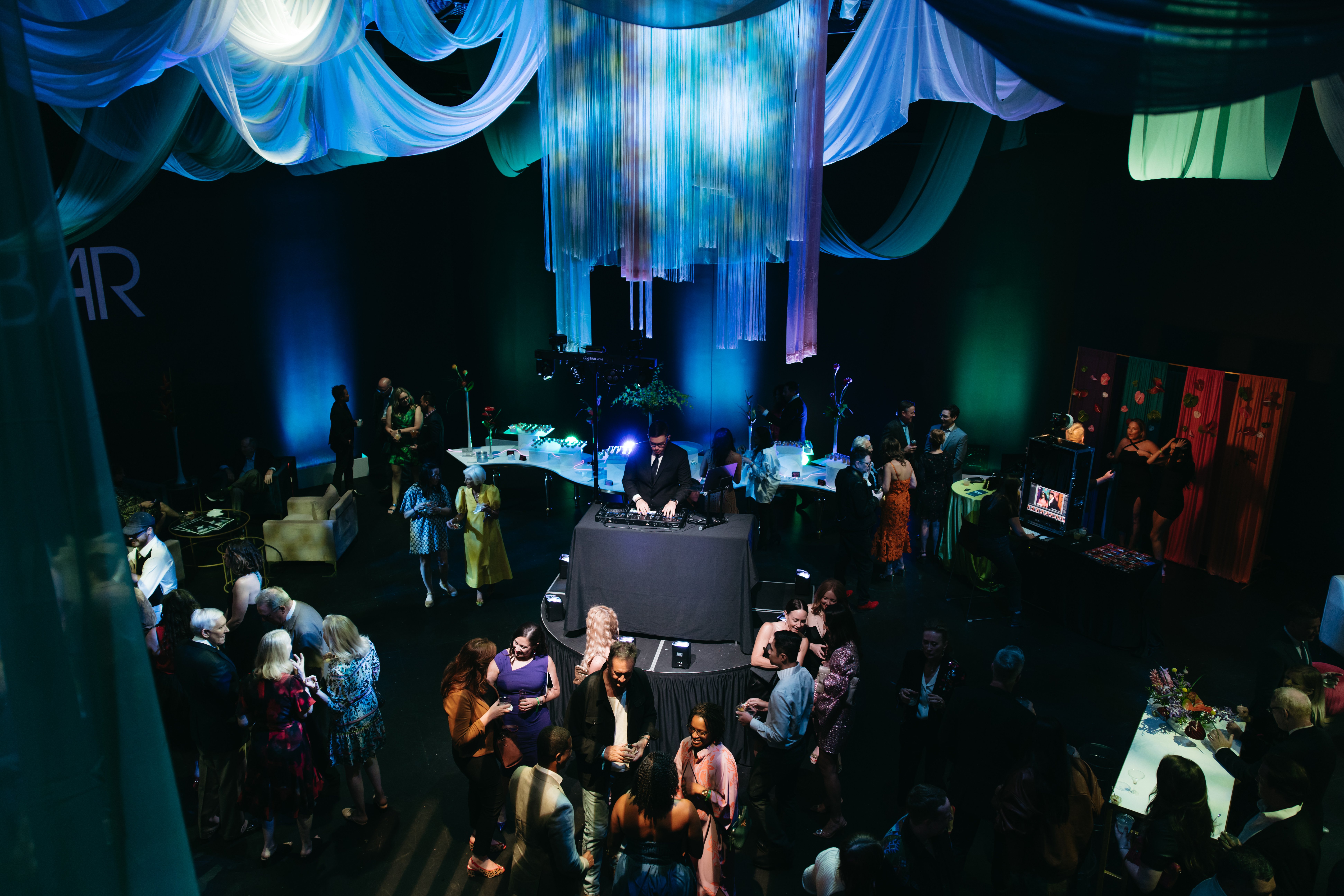 Luxe Affair: Psychedelic Elegance